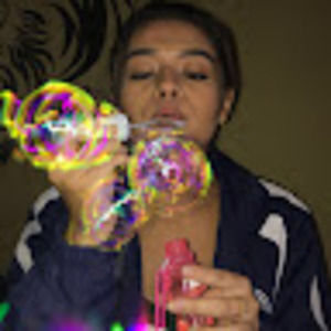 Meet your Posher, Adriana